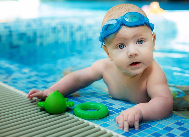 Baby swimming, κολυμβητές από κούνια! Baby swimming, κολυμβητές από κούνια!