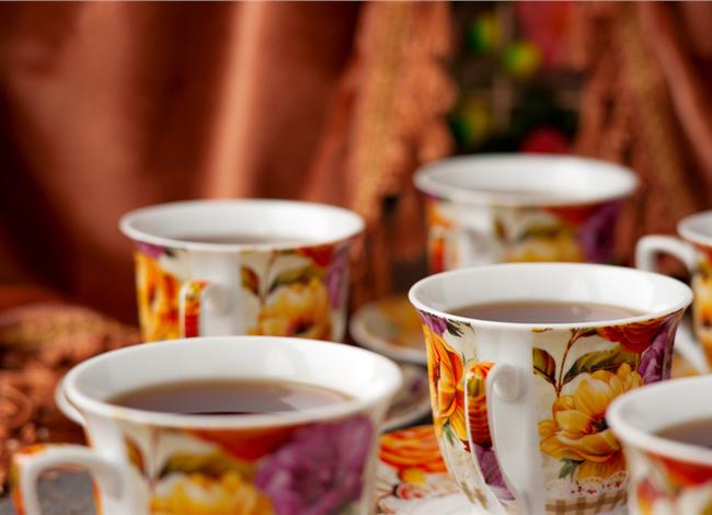 Tea είπατε; Tea είπατε;
