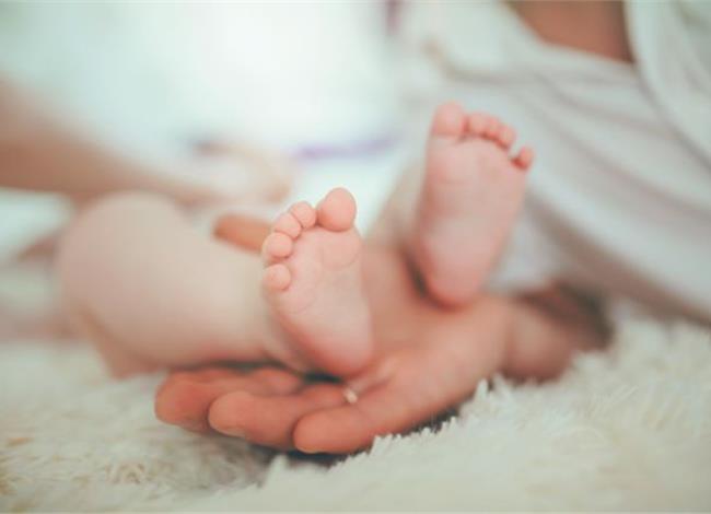 Υπόθεση γονιμότητα: μαμάδες με πλάνο Υπόθεση γονιμότητα: μαμάδες με πλάνο